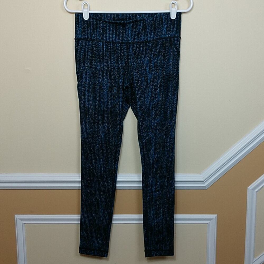 Kirkland (Costco) Athletic Ankle Leggings size S